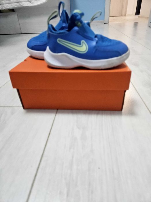 Маратонки adidas 23.5 номер