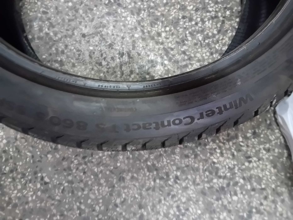 4 бр. 245/40/20 Continental Winter Contact ts860