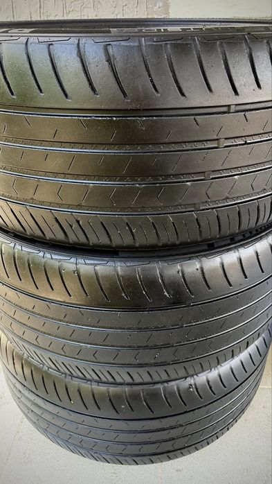 Шины 245/40 R18 2024 год.