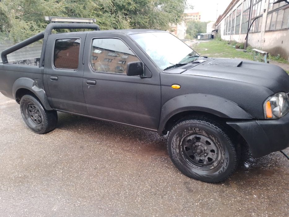 Продам Ниссан пикап