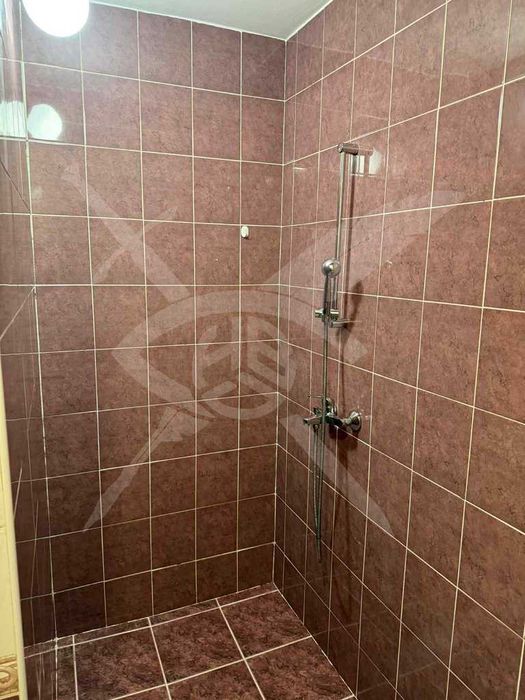 Дава се под наем Тристаен апартамент в Варна, ВИНС - 70 кв.м за 548.25 € - Снимка #6