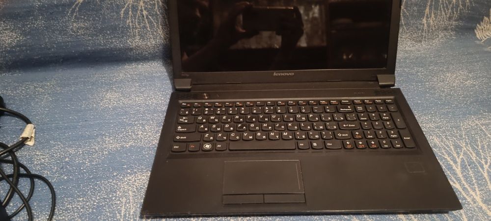 Ноутбук LENOVO B570e