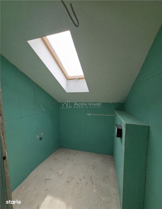 Casa individuala - Tunari - P + M - 5 camere - 2 bai - 165mp - 350mp t