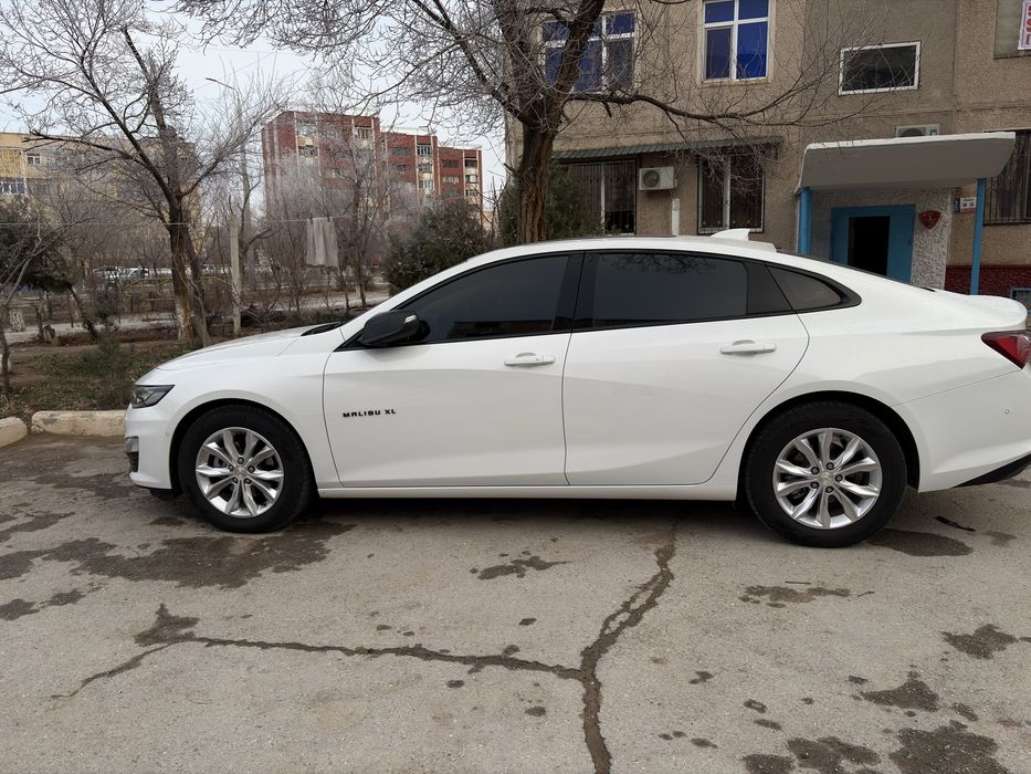 Малибу 2 ХЛ сотилади.