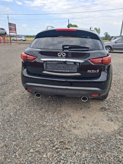 INFINITI Unknown Model 2012 — imagine 4