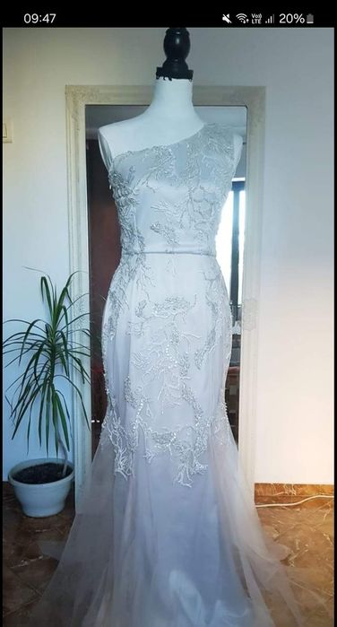 Vând rochițe cununie civilă