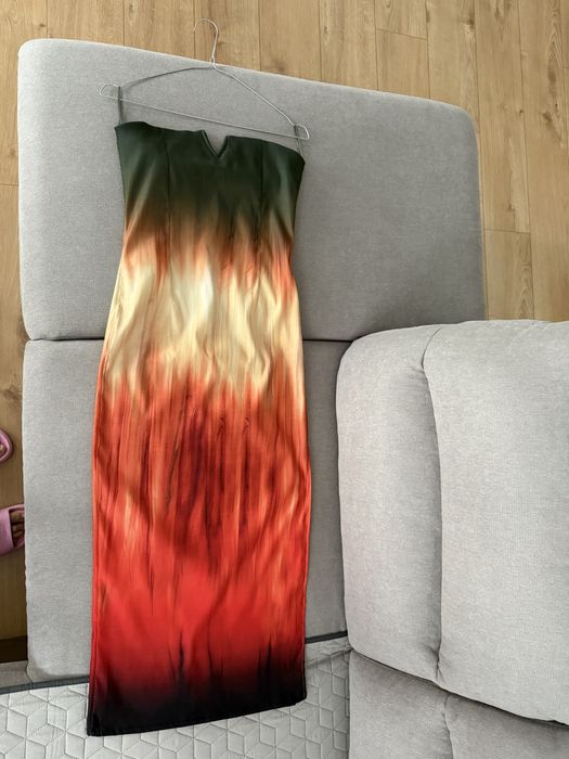 Rochie marimea M BERSHka