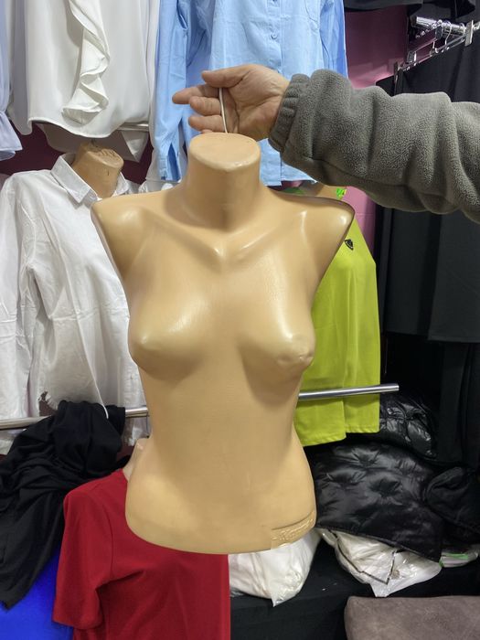 Женский манекен б/у