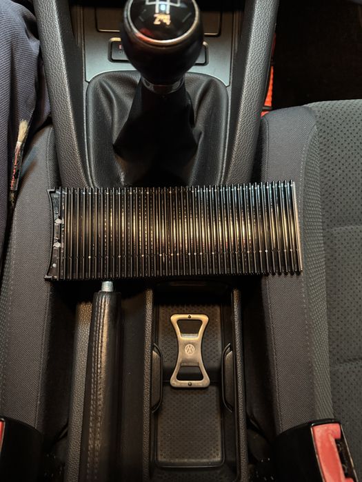 VW Golf 5 , Голф 5 щора  централна колона , бутони центр. закл.