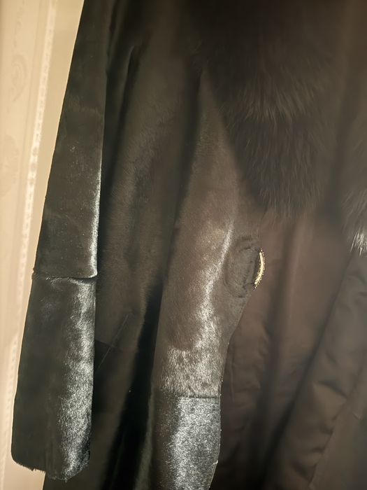 Палто с косъм от  пони и яка от лисица