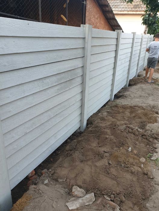 Executam garduri diferite modele pe comanda