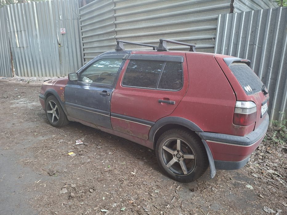 Продам голф3 мех/1.8/1992 Golf 3