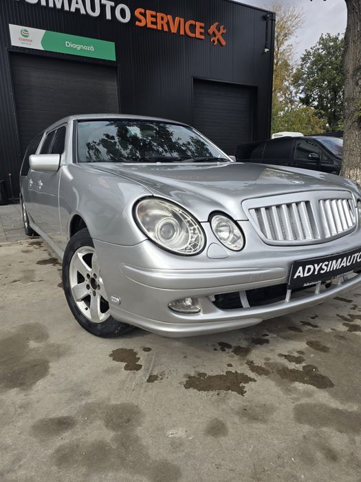 Mercedes e classe dric funerar