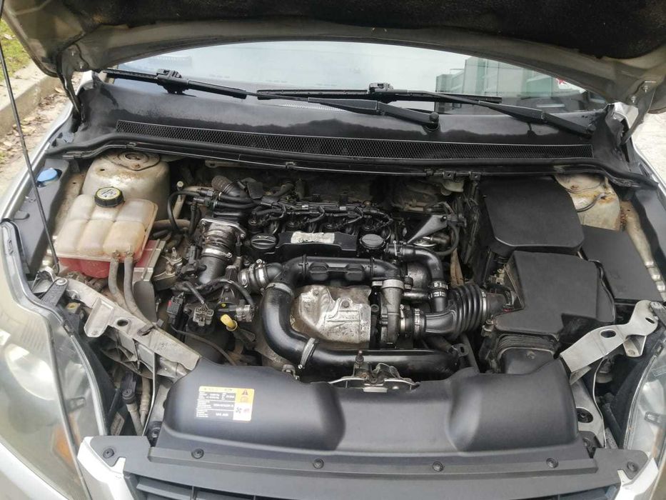 Vând Ford focus 1.6 diesel 2008