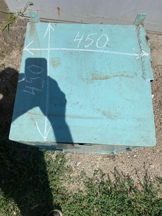 Продам шкаф металлический