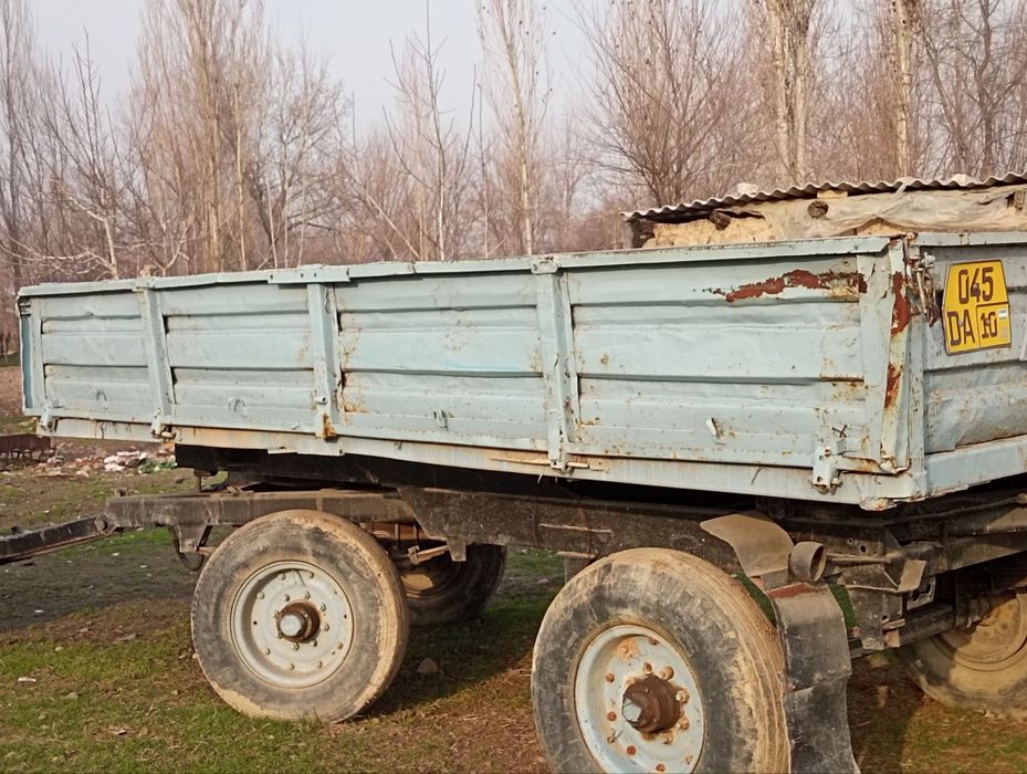 Трактор сотилади