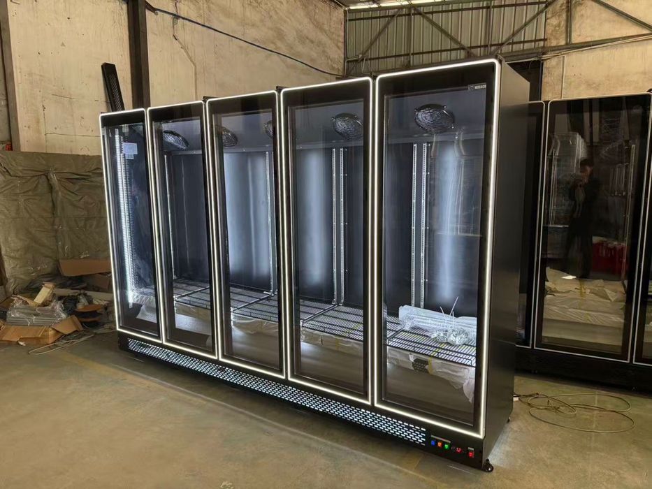 Vitrina frigorifica verticala noua cu 5 usi 310cm lungime