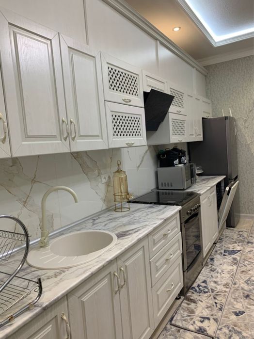 Келес бетонкада 5 хонали уй арендага берилади оилага узок муддатга