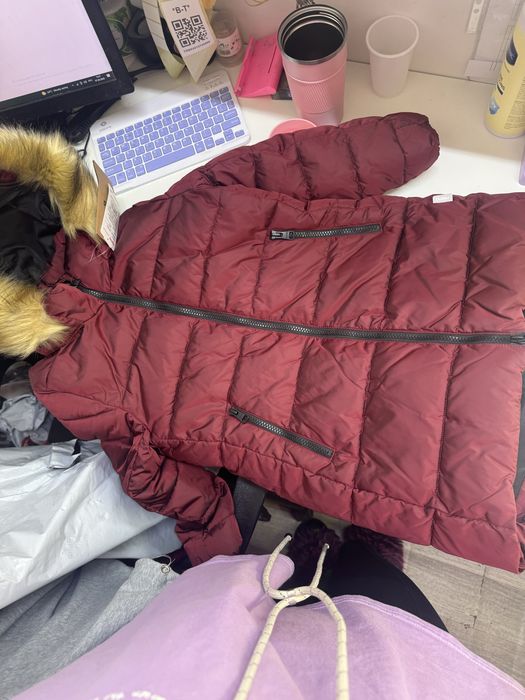 Продам детскую куртку