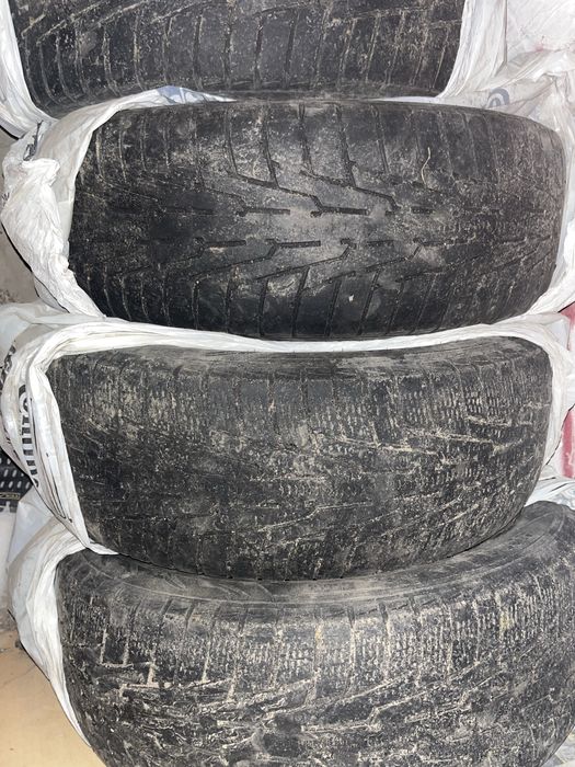 Шины 4шт 215/60/17