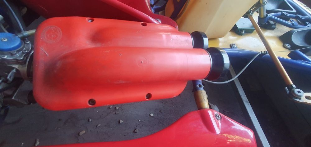 Vând Kart plus remorcă