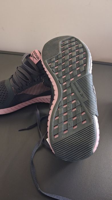 Нови маратонки Reebok