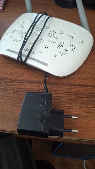 Продам модем TP-LINK (TD-W8961N)