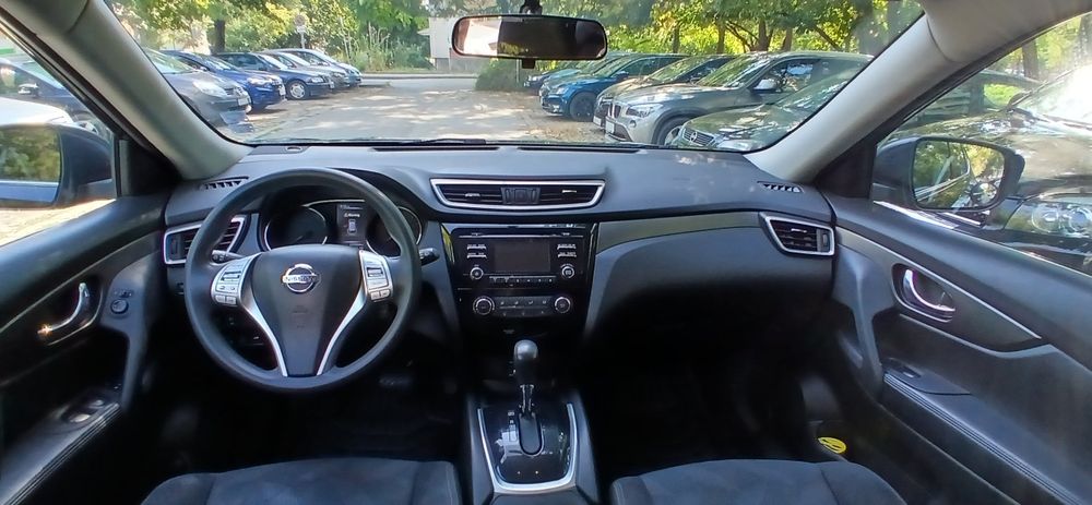 Nissan rouge 2.5 с газ