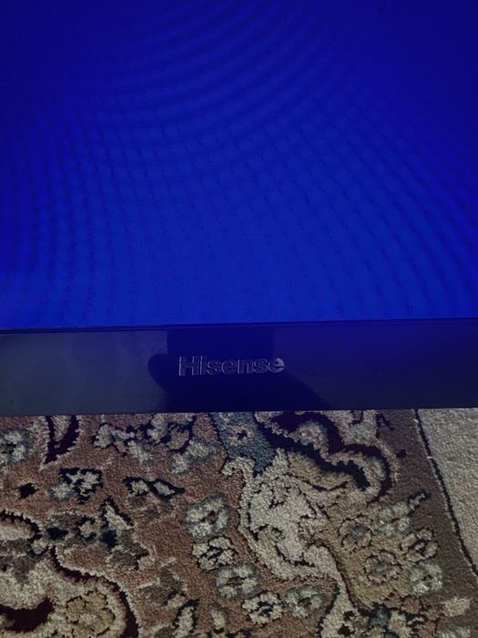 Телевизор б/у Hisense