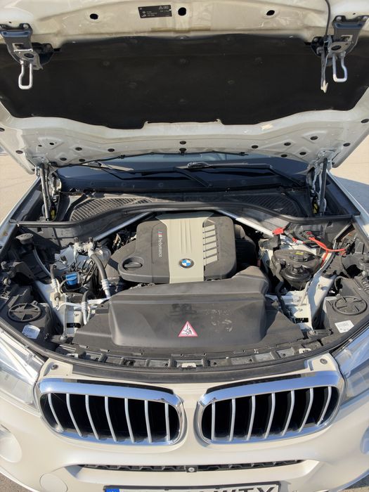 BMW X5 5.0  2016 M PACHET