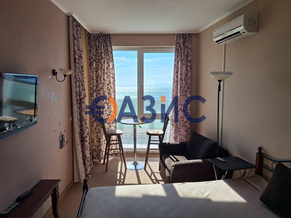Продава се Тристаен апартамент в Поморие - 101 кв.м за 828 €/кв.м - Снимка #12