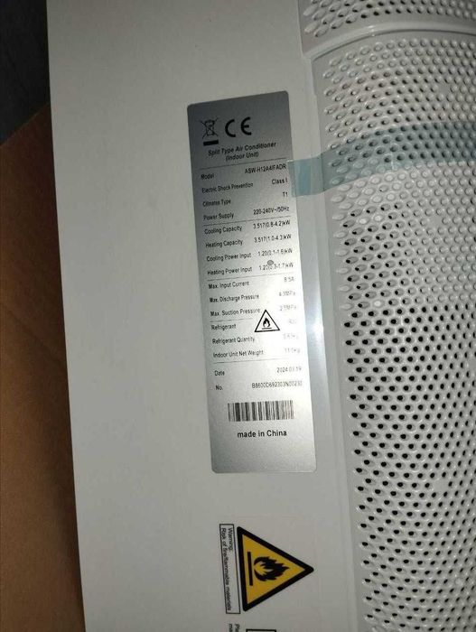 Кондиционер AUX (12) Inverter+(приток свежего воздуха) ASW-H12A4/FADR