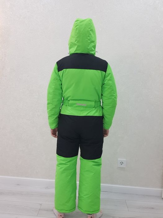 Продам лыжный костюм