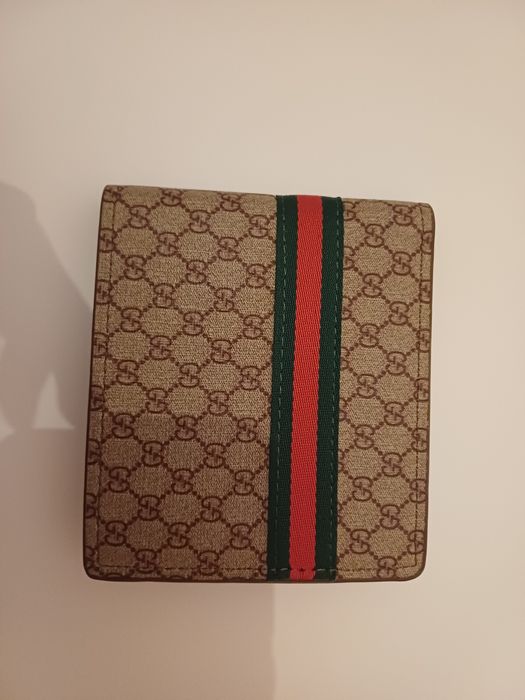 Portofel Gucci impecabil