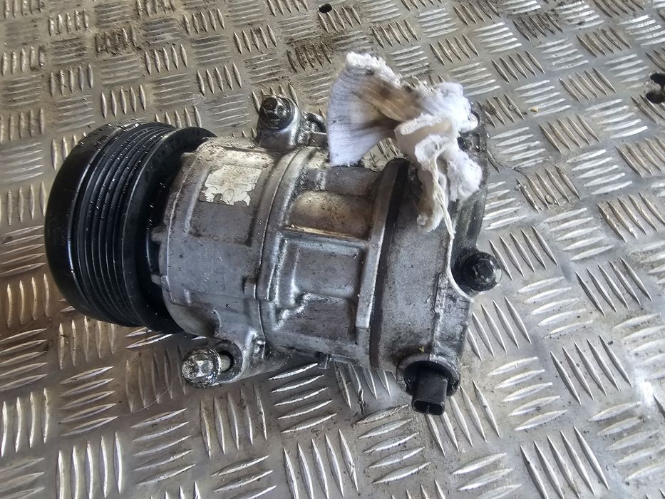 Compresor AC Opel Corsa D 1.0 benzina cod 55701200