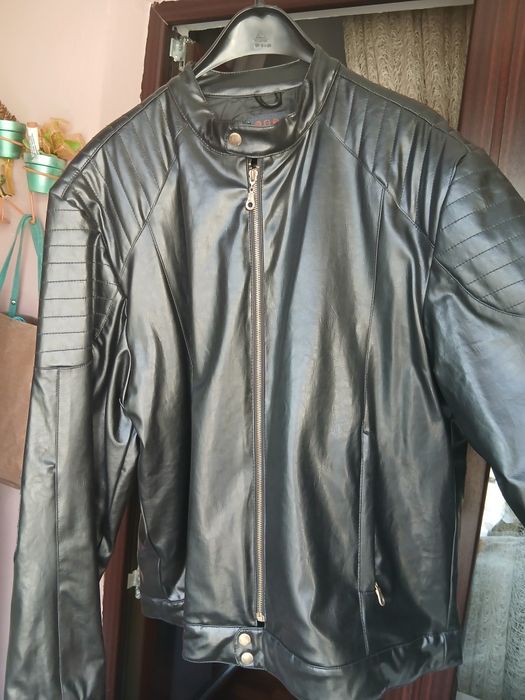 Vând geaca piele ( imitatie)