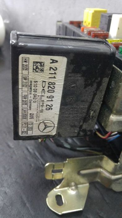 Panou sigurante modul alarma 2.2 cdi mercedes c class w203 a2118209126 2035453801 5dk00848613