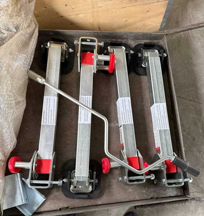 Домкрат для прицепа.