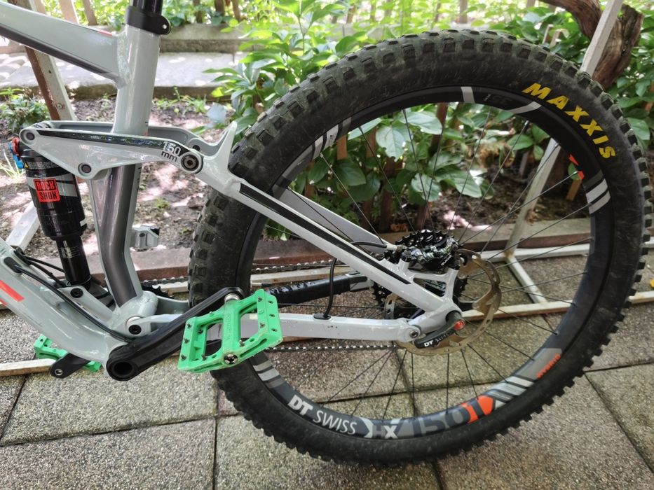 Cube Stereo Race