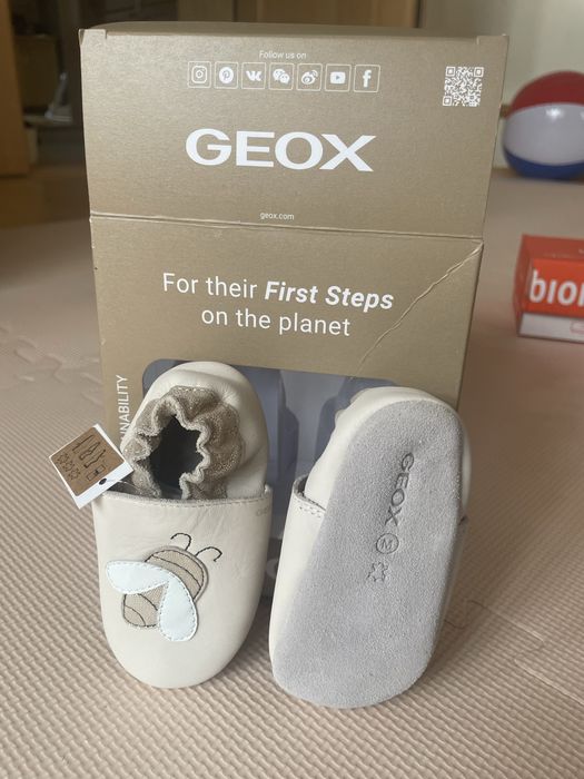 (NOU) Pantofi de casa Geox (marimea 20-21)