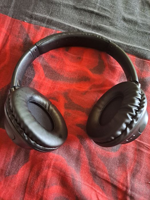 Vand casti bluetooth sony