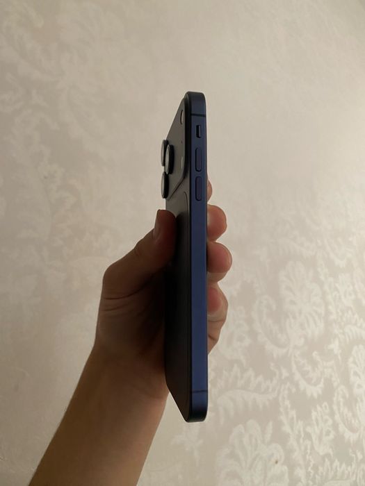 Iphone xr 17 pro korpusda