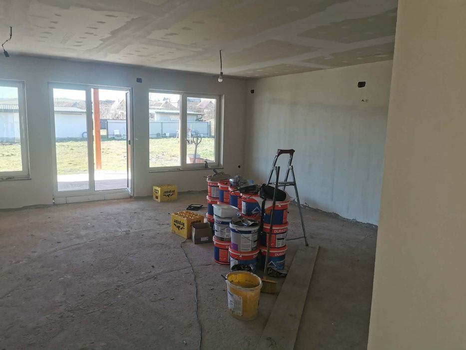 Vând casă construcție nouă