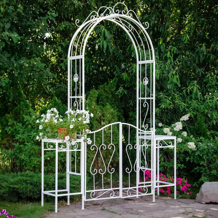 Садовые арки. Цветочницы из металла