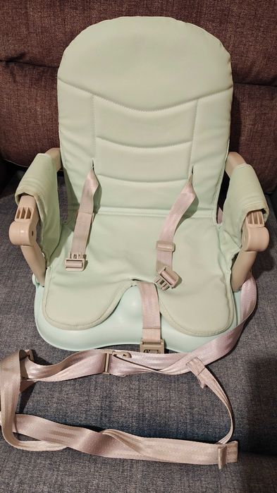 Преносимо сгъваемо столче за хранене