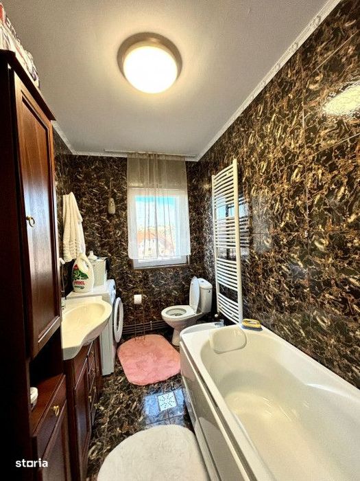 Vanzare apartament 3 camere, 78mp, Baciu