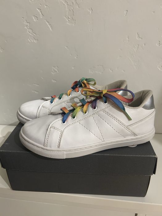 обувь для девочки 34/35 размеры