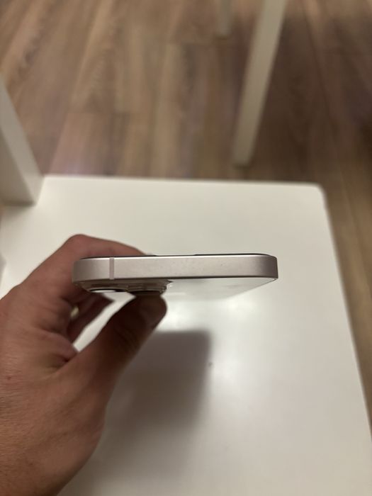 iPhone 13 128GB Roz (Pink) – Stare Foarte Bună (Folie Crapătă, Ecran Intact!)