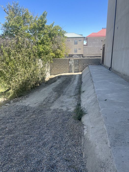 Продаётся земелный участок в центри города,Ориентр Унверситет,1 соток