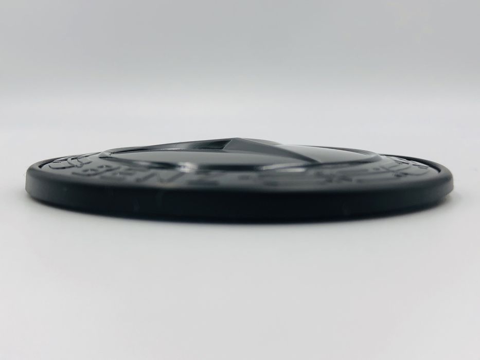 Emblema Mercedes Full Black capota
